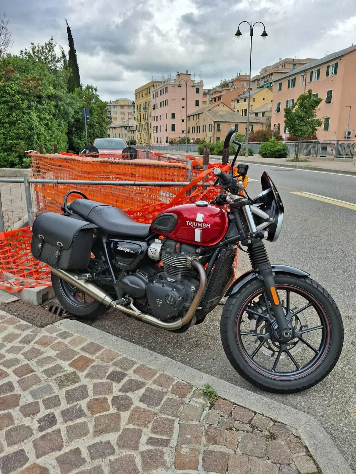 Triumph Street Twin 900 (2016) (4)
