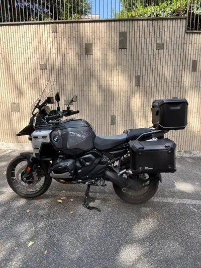 Bmw R 1300 GS Adventure Triple Black (2025 - 26) usata