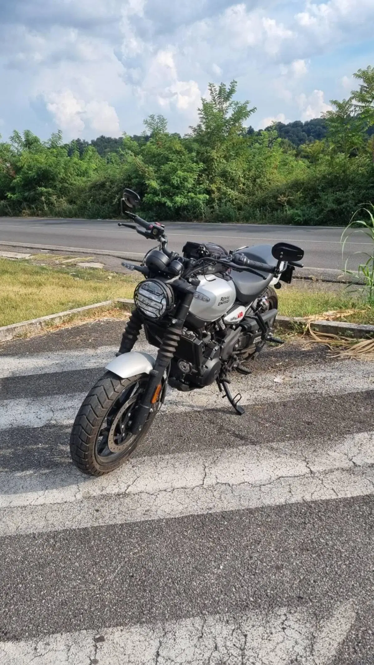 Royal Enfield Guerrilla 450 (2024 - 26) (4)