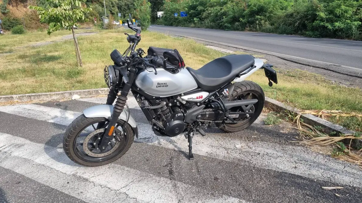 Royal Enfield Guerrilla 450 (2024 - 26) (5)