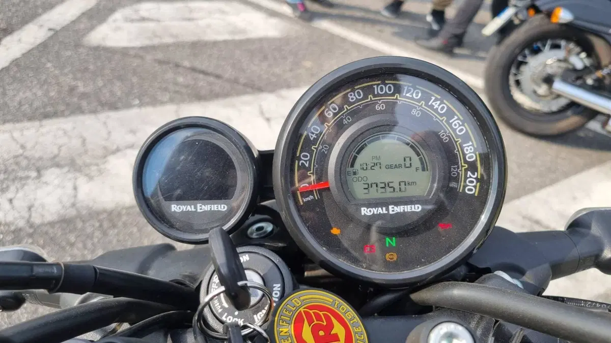 Royal Enfield Guerrilla 450 (2024 - 26) (6)