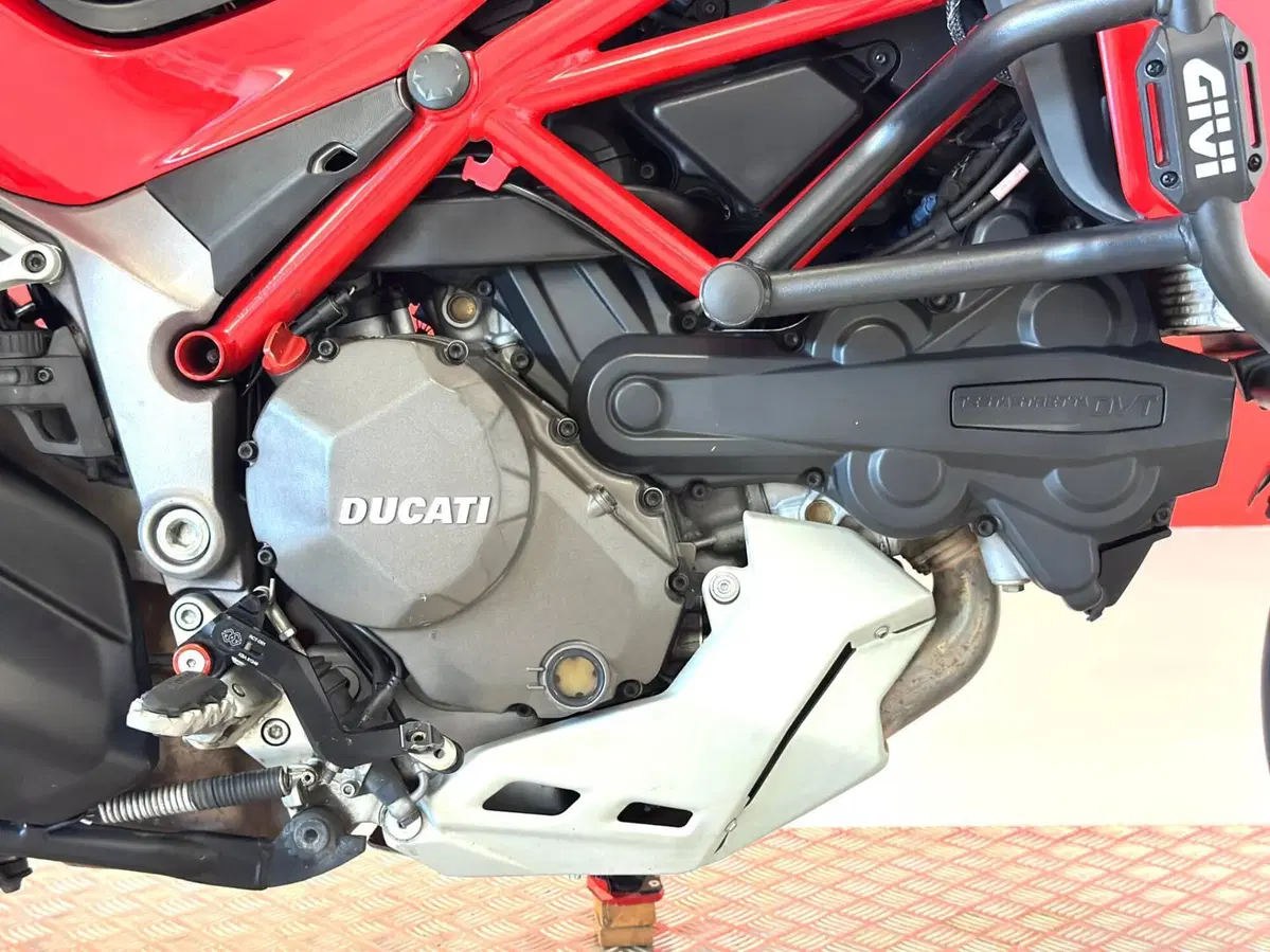 Ducati Multistrada 1200 S (2015 - 17) (10)