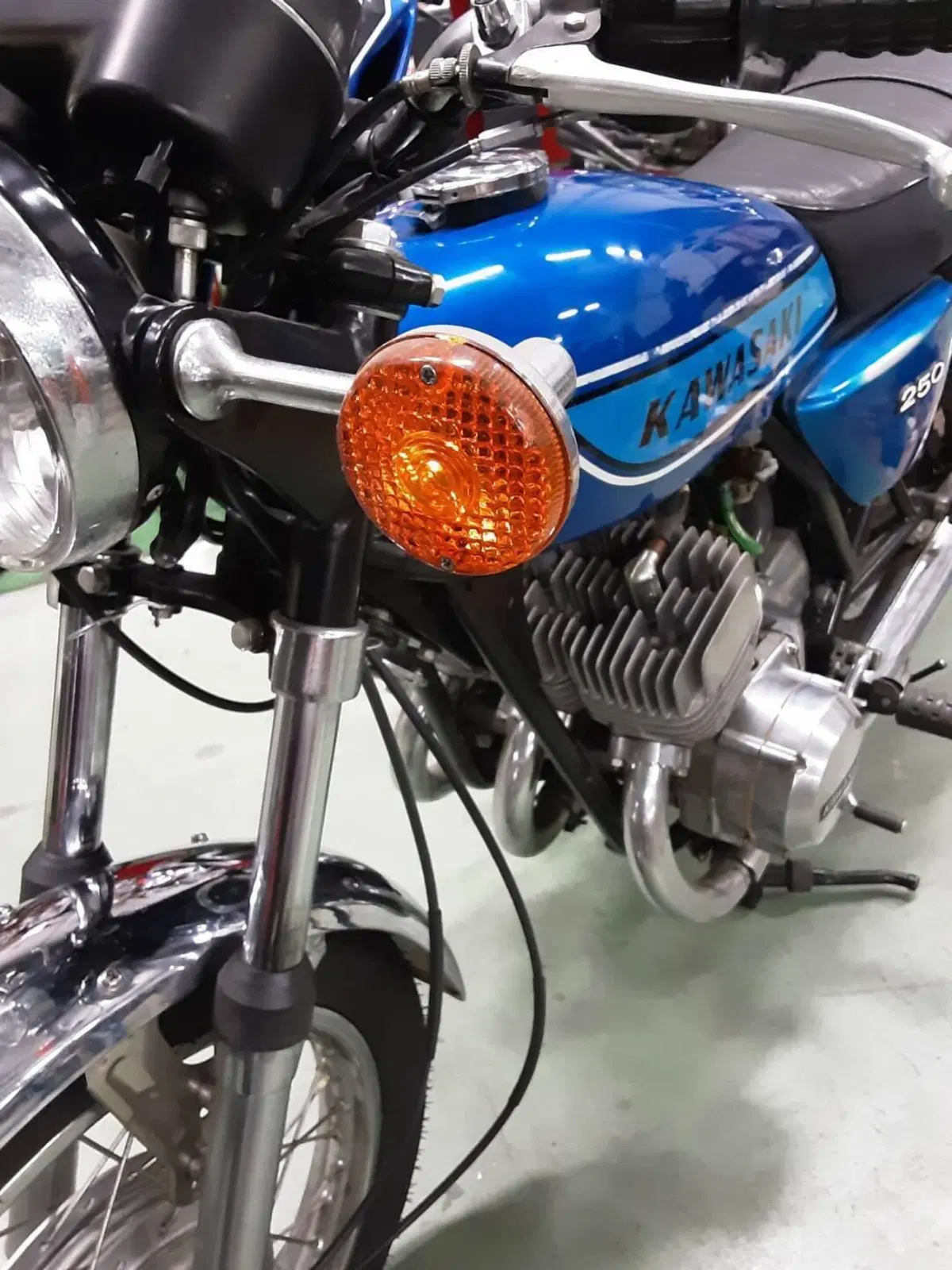 Kawasaki h1 250 (7)