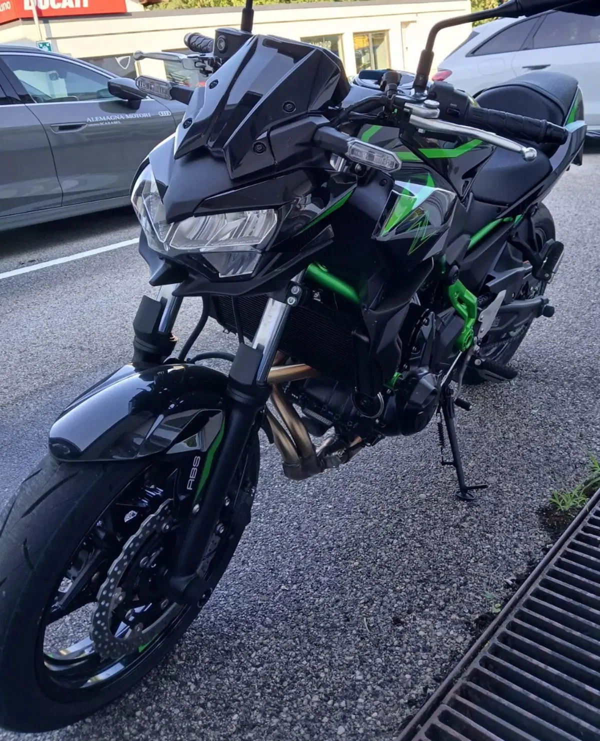Kawasaki Z 650 (2021 - 24) (11)