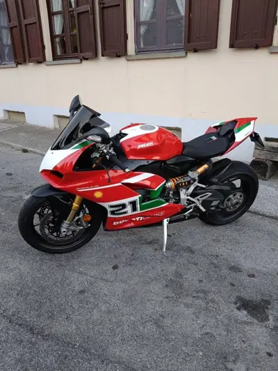 Ducati Panigale V2 Bayliss 1st Championship 20th Anniversary (2021 - 24) usata