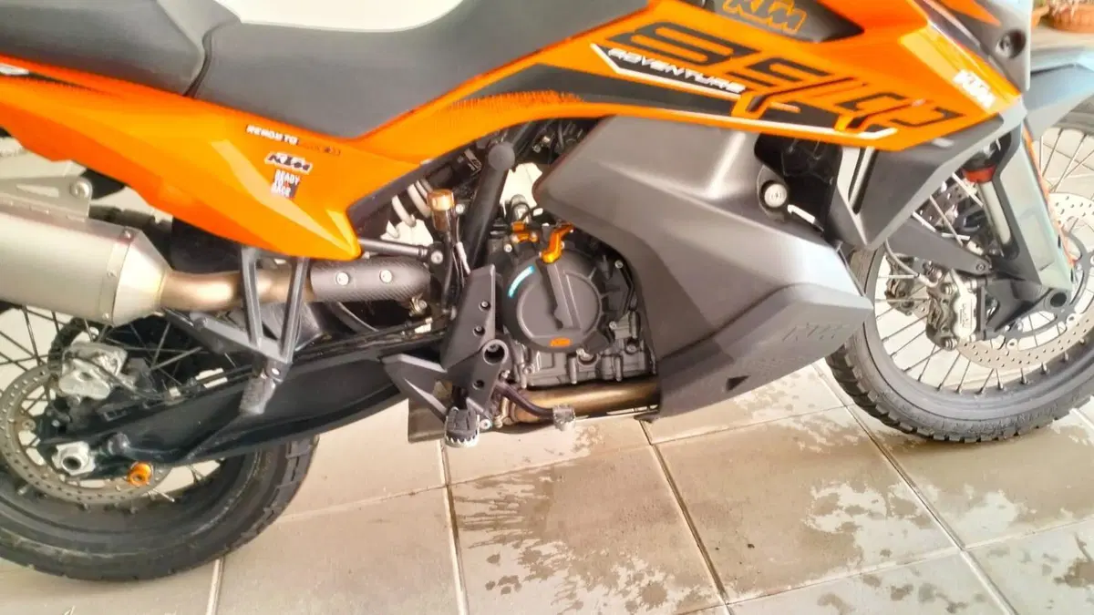 KTM 890 Adventure (2022) (8)
