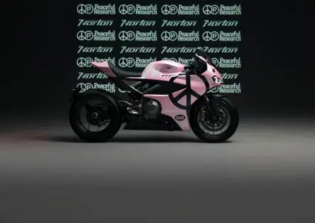 Norton Manx R: nasce la one-off in collaborazione con Peaceful Research