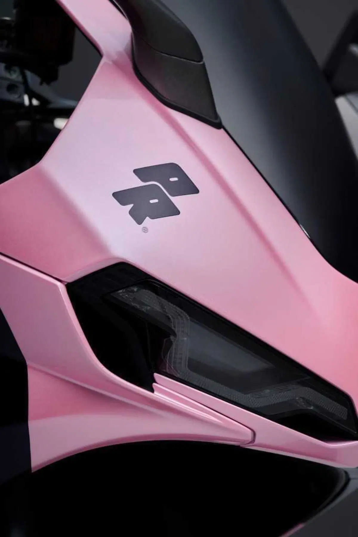 Norton Manx R: nasce la one-off in collaborazione con Peaceful Research (5)
