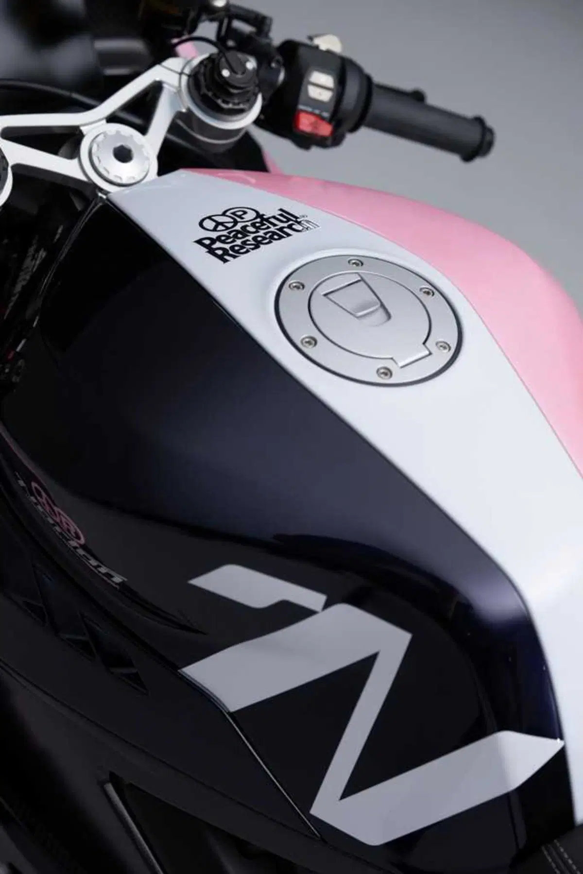 Norton Manx R: nasce la one-off in collaborazione con Peaceful Research (6)