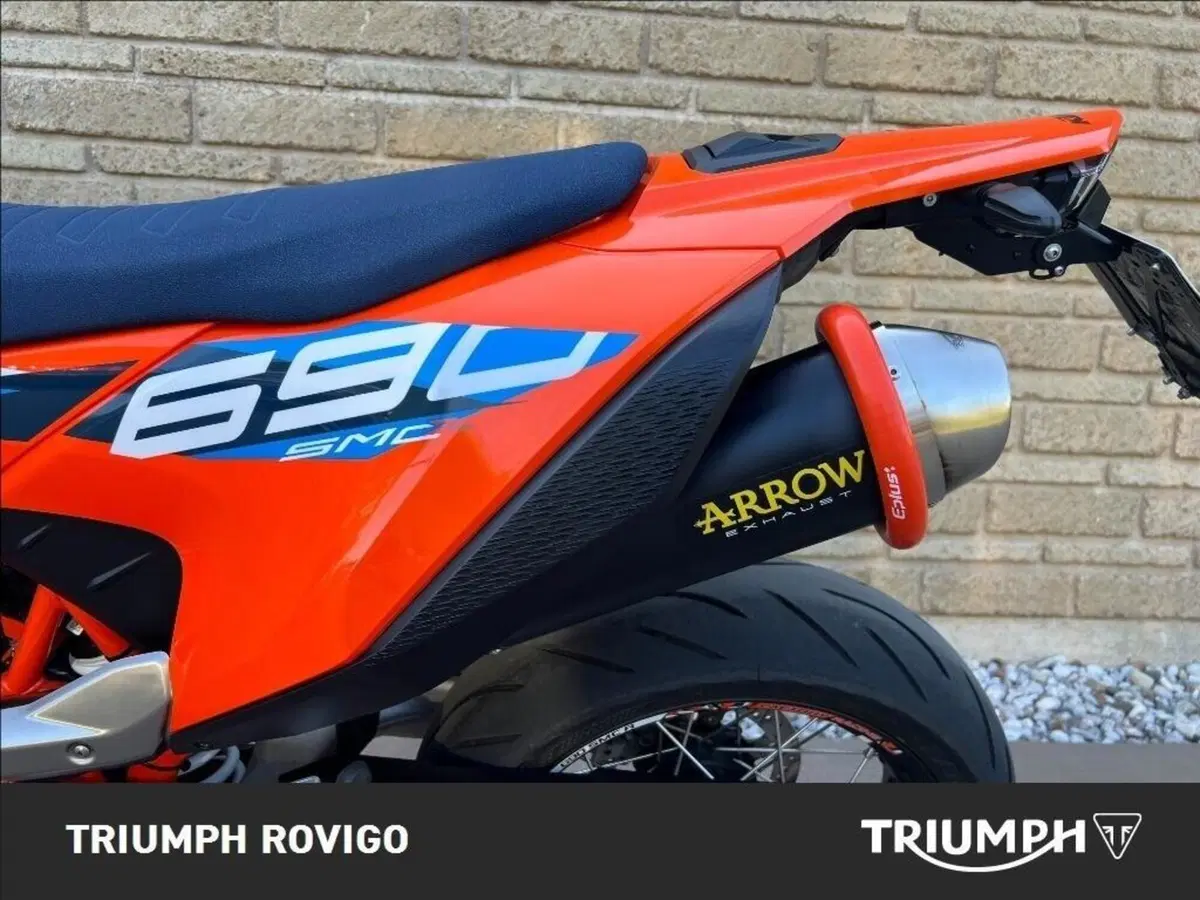 KTM 690 SMC R (2023 - 25) (7)