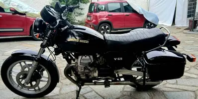 Moto Guzzi V 65 d'epoca