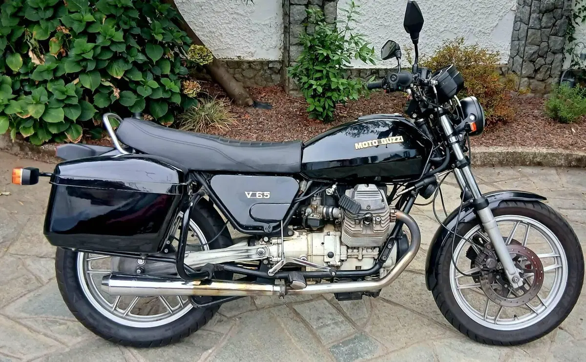 Moto Guzzi V 65 (2)
