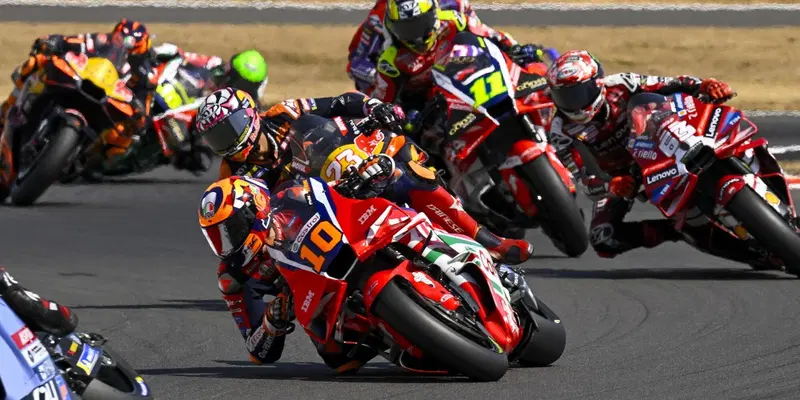 Luca Marini in gara a Silverstone 2026