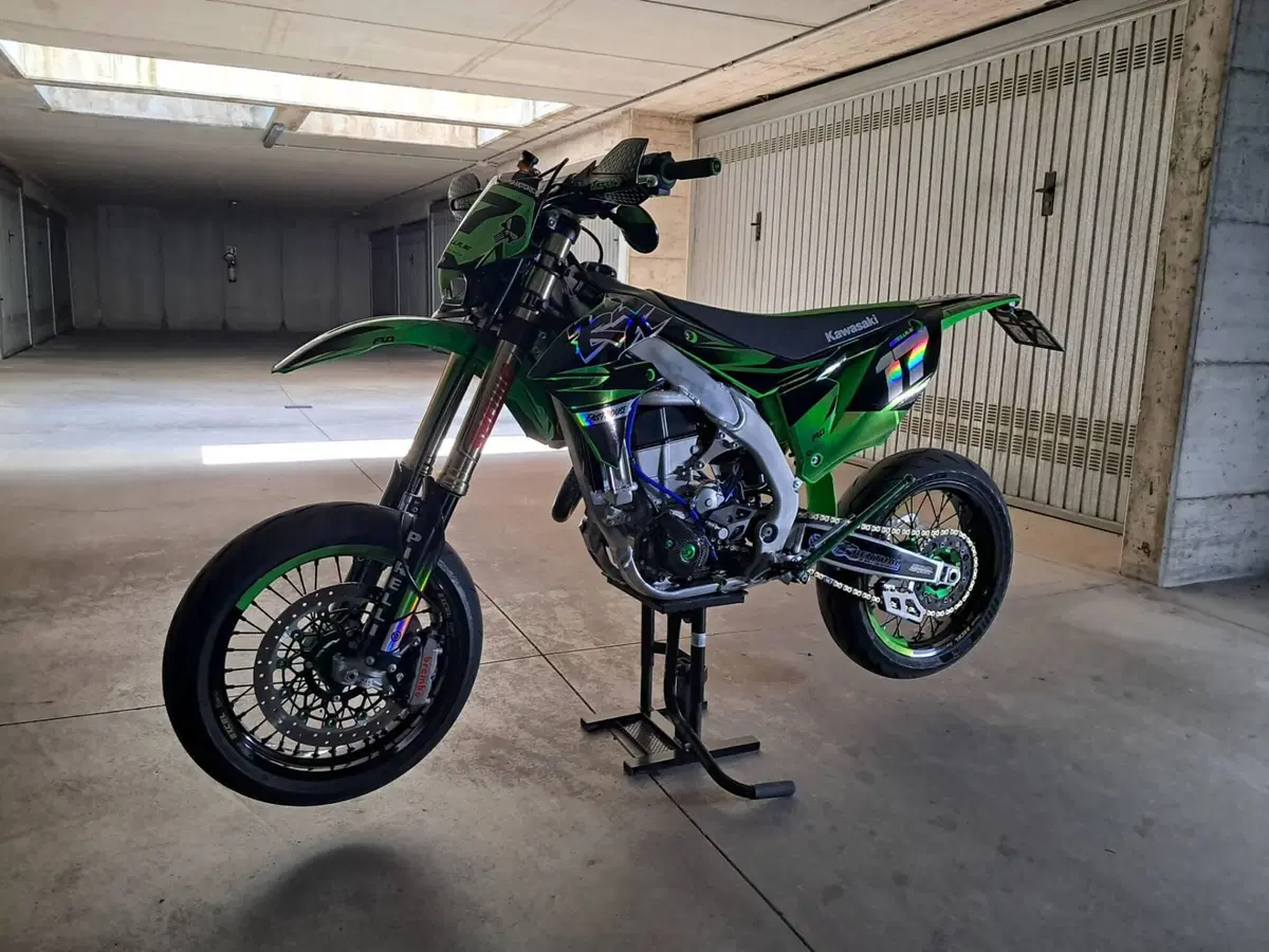 Kawasaki KX450F (2023) (2)