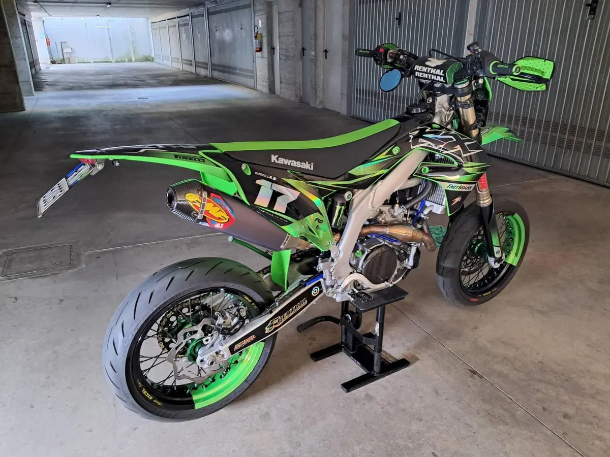 Kawasaki KX450F (2023) (3)