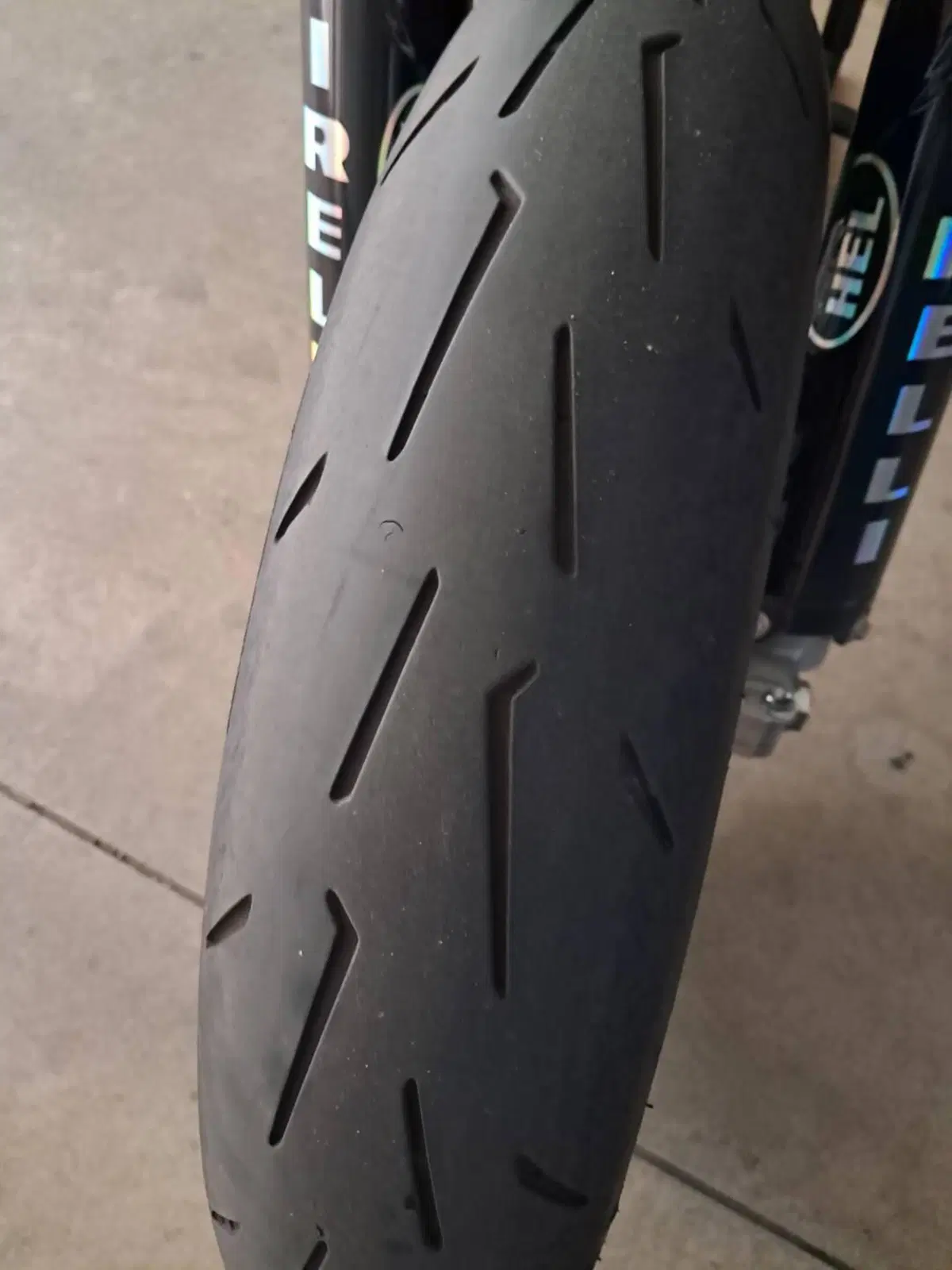 Kawasaki KX450F (2023) (12)