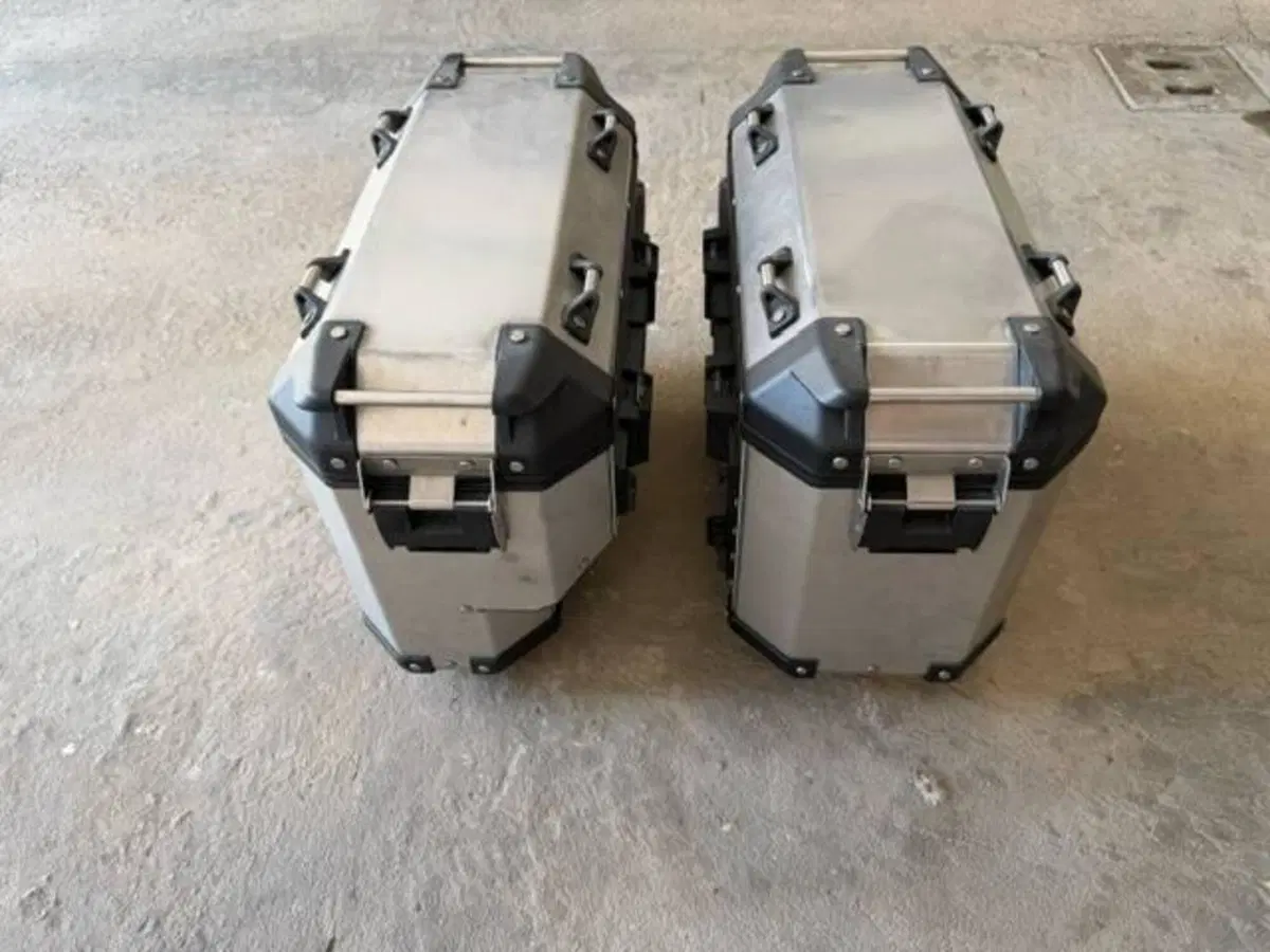 Honda Africa Twin CRF 1100L ES (2024 - 26) (3)