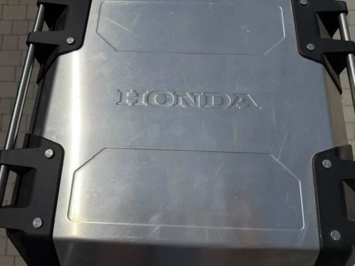 Honda Africa Twin CRF 1100L ES (2024 - 26) (15)