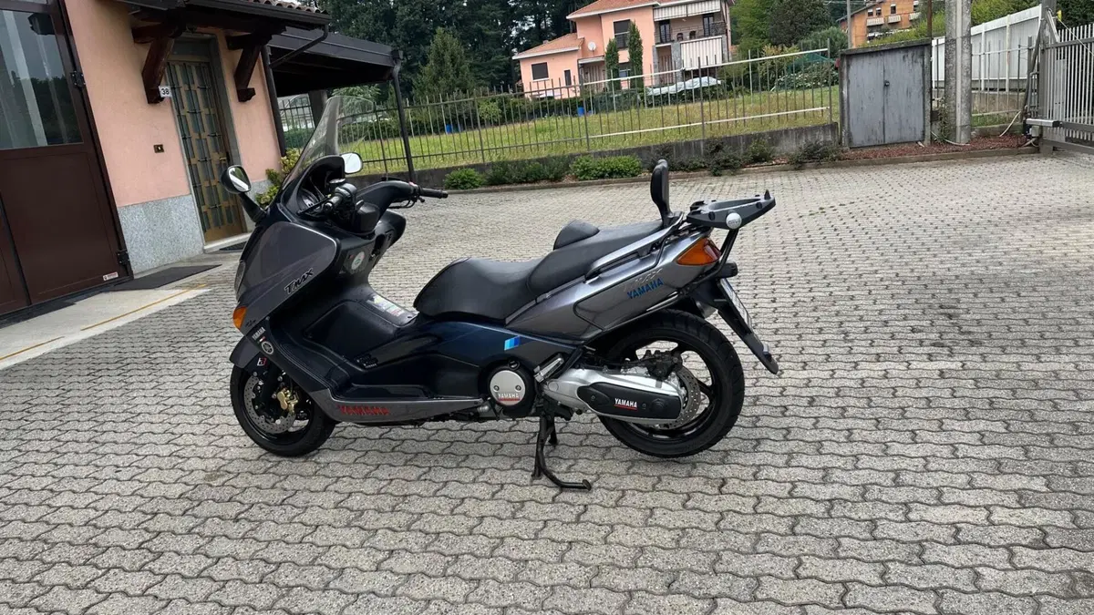 Yamaha T-Max 500 (2004 - 07) (2)