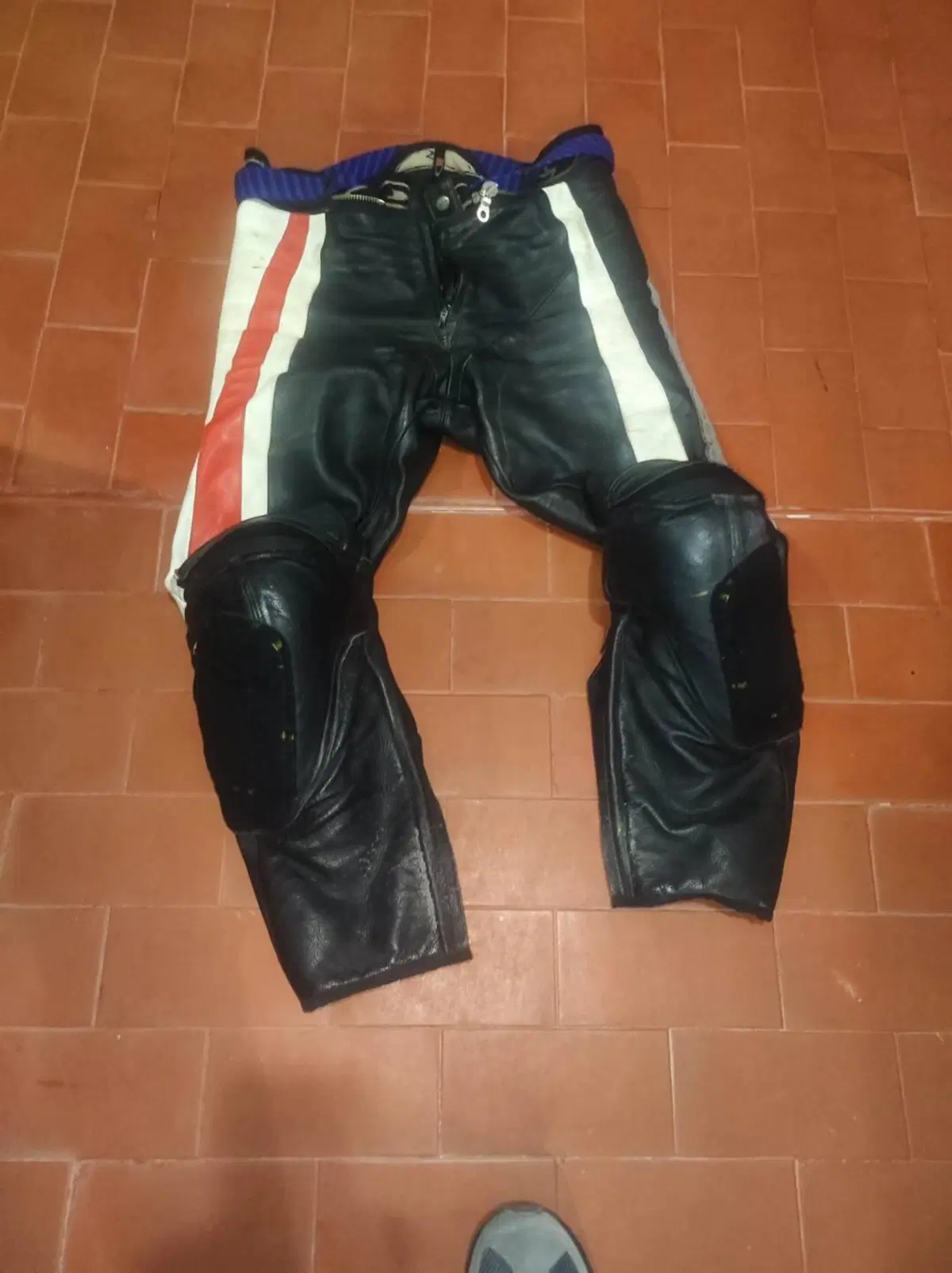 Tuta pelle in 2 pezzi Spidi (2)