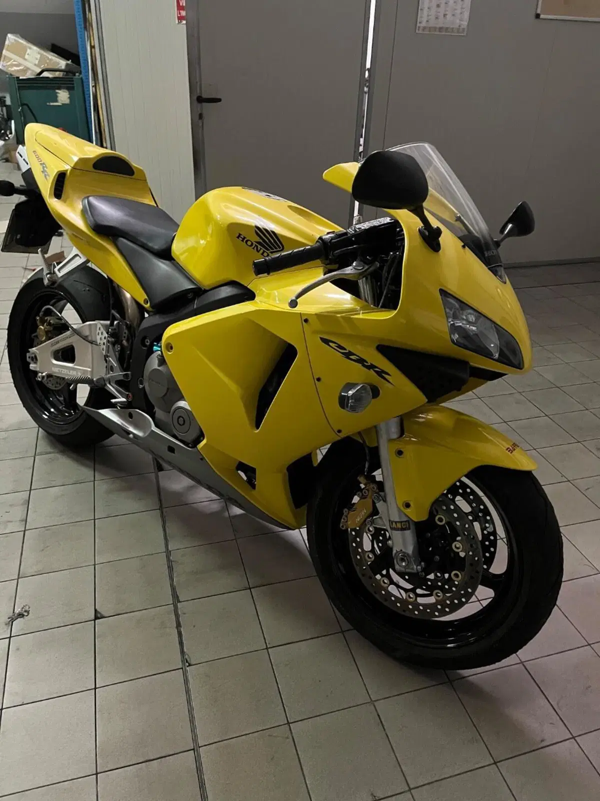 Honda CBR 600 RR (2003 - 04)