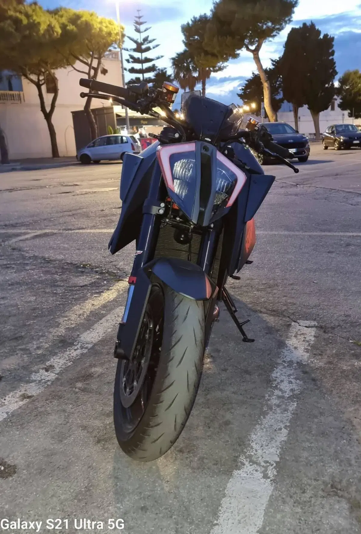 KTM 1290 Super Duke R (2021) (5)