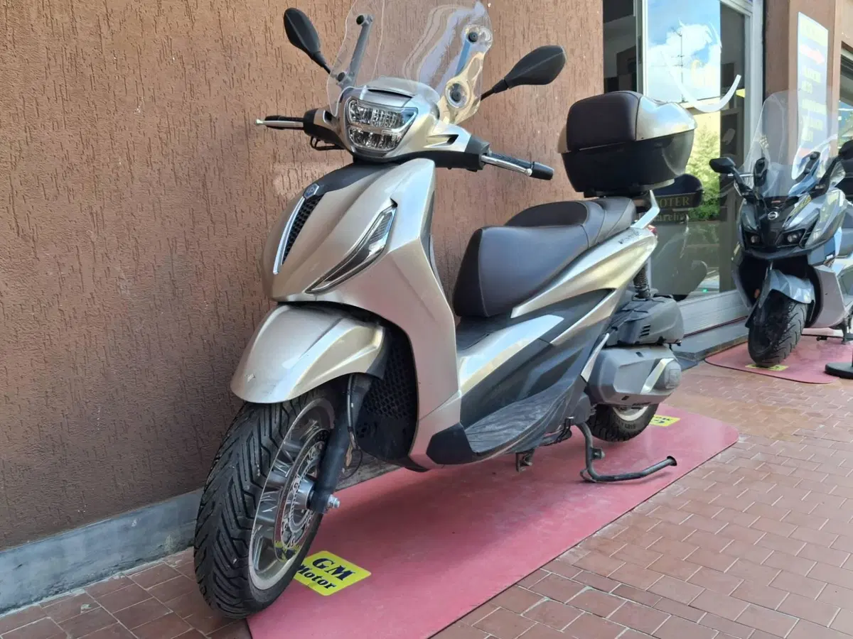 Piaggio Beverly 400 ABS-ASR (2021 - 24)