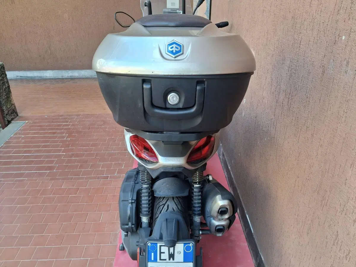Piaggio Beverly 400 ABS-ASR (2021 - 24) (3)