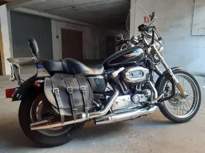 Harley-Davidson 1200 Custom (2007 - 13) - XL 1200C usata