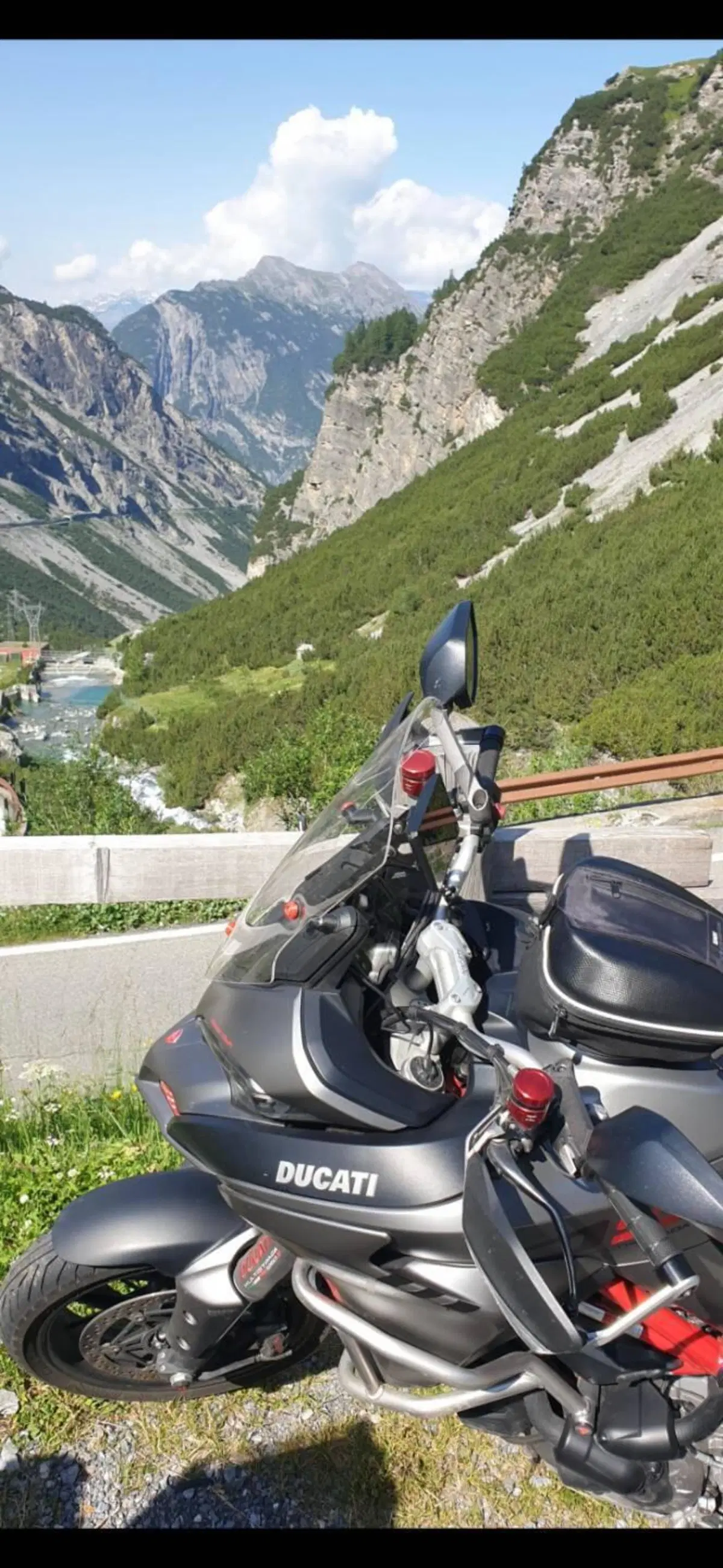 Ducati Multistrada 1260 S Grand Tour (2020) (3)