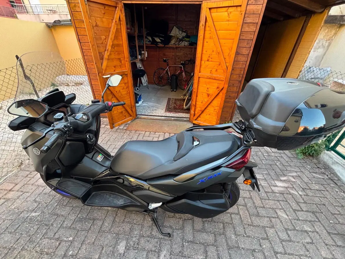 Yamaha X-Max 300 (2025 - 26) (6)