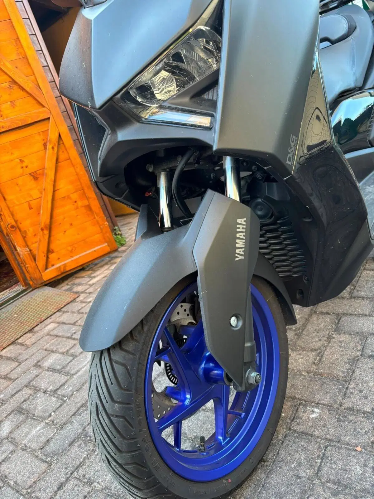 Yamaha X-Max 300 (2025 - 26) (7)