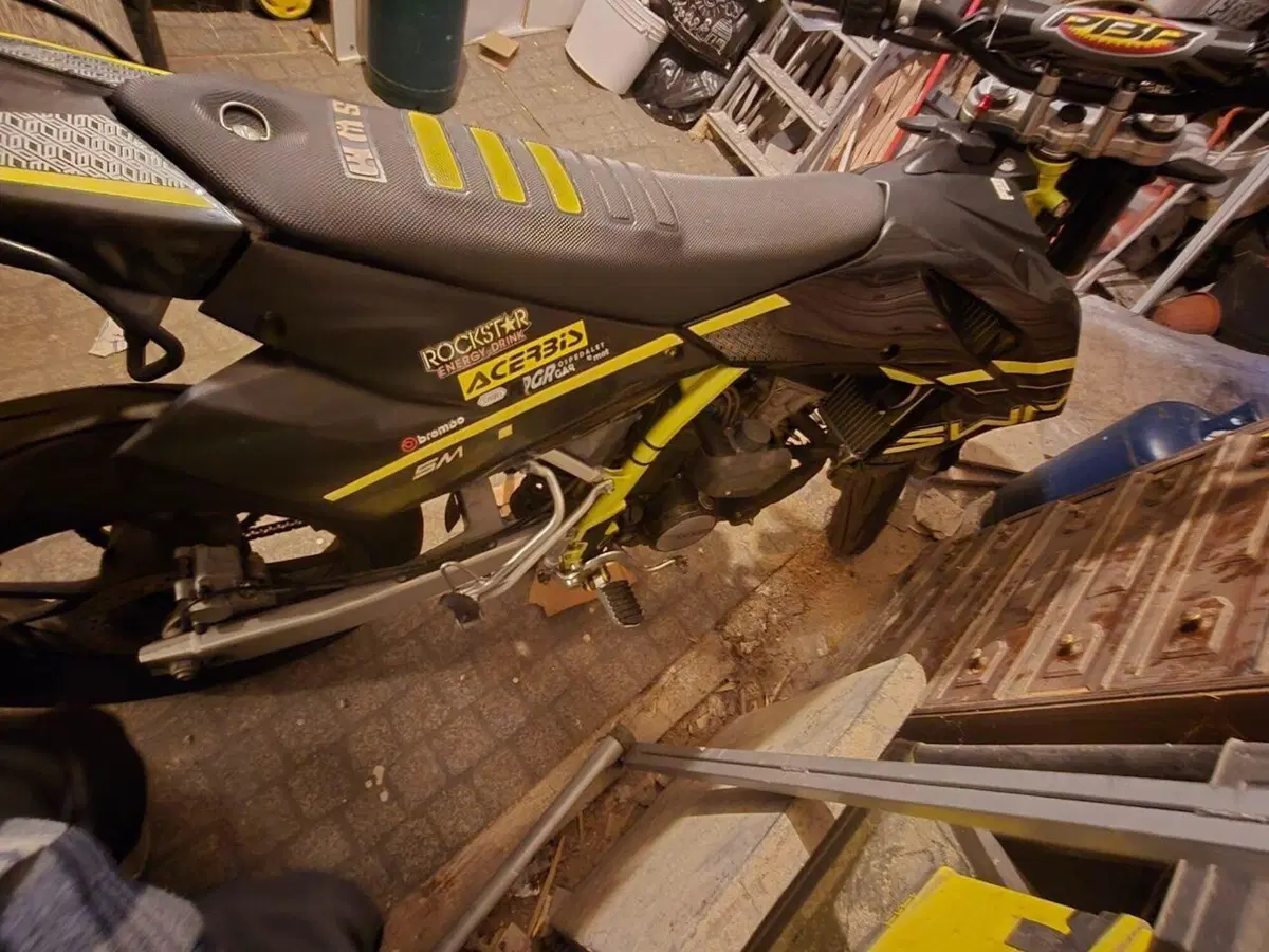Swm SM 125 R (2022 - 24) (4)