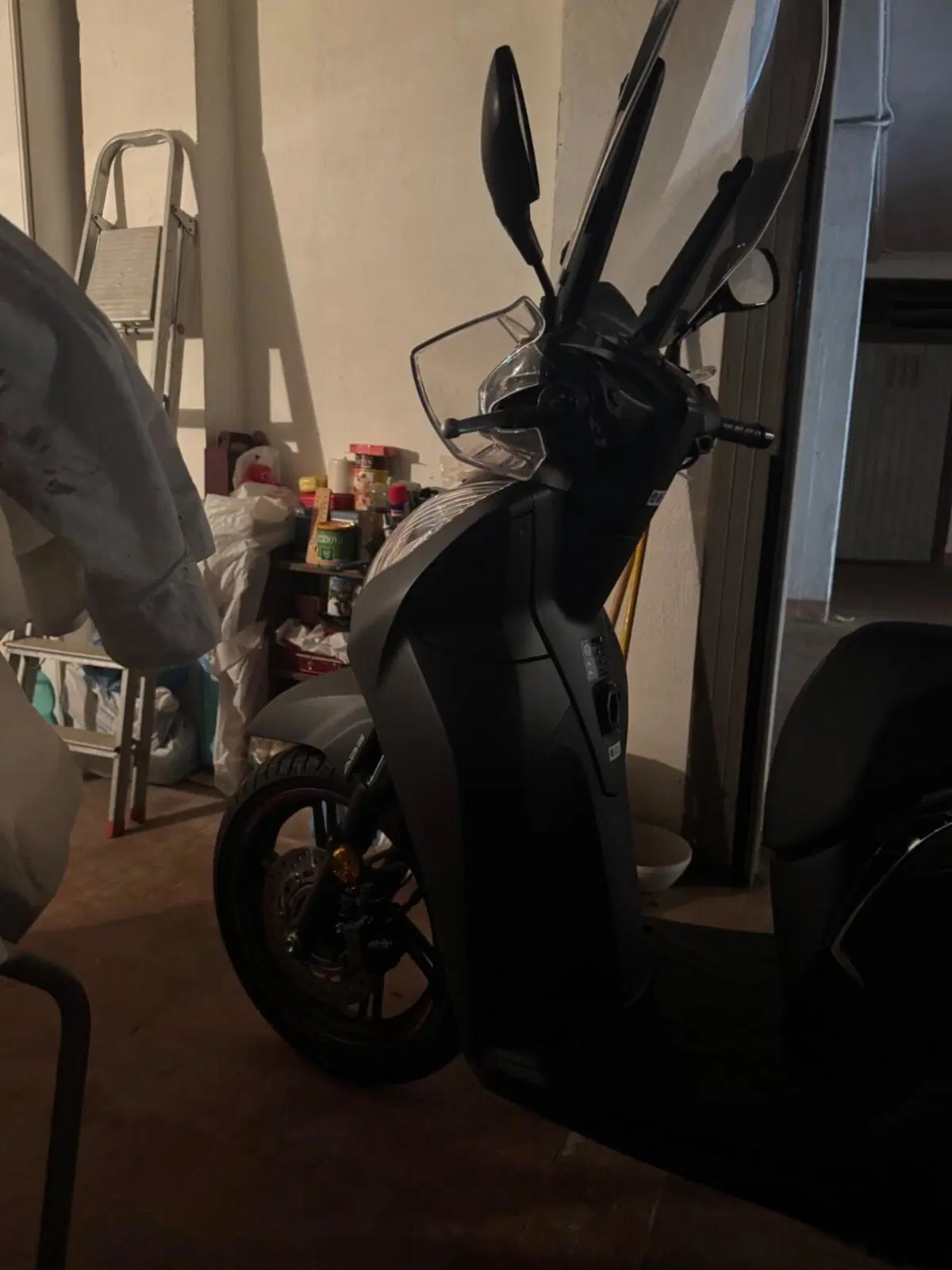 Honda SH 300 i Sport ABS (2018 - 20) (4)