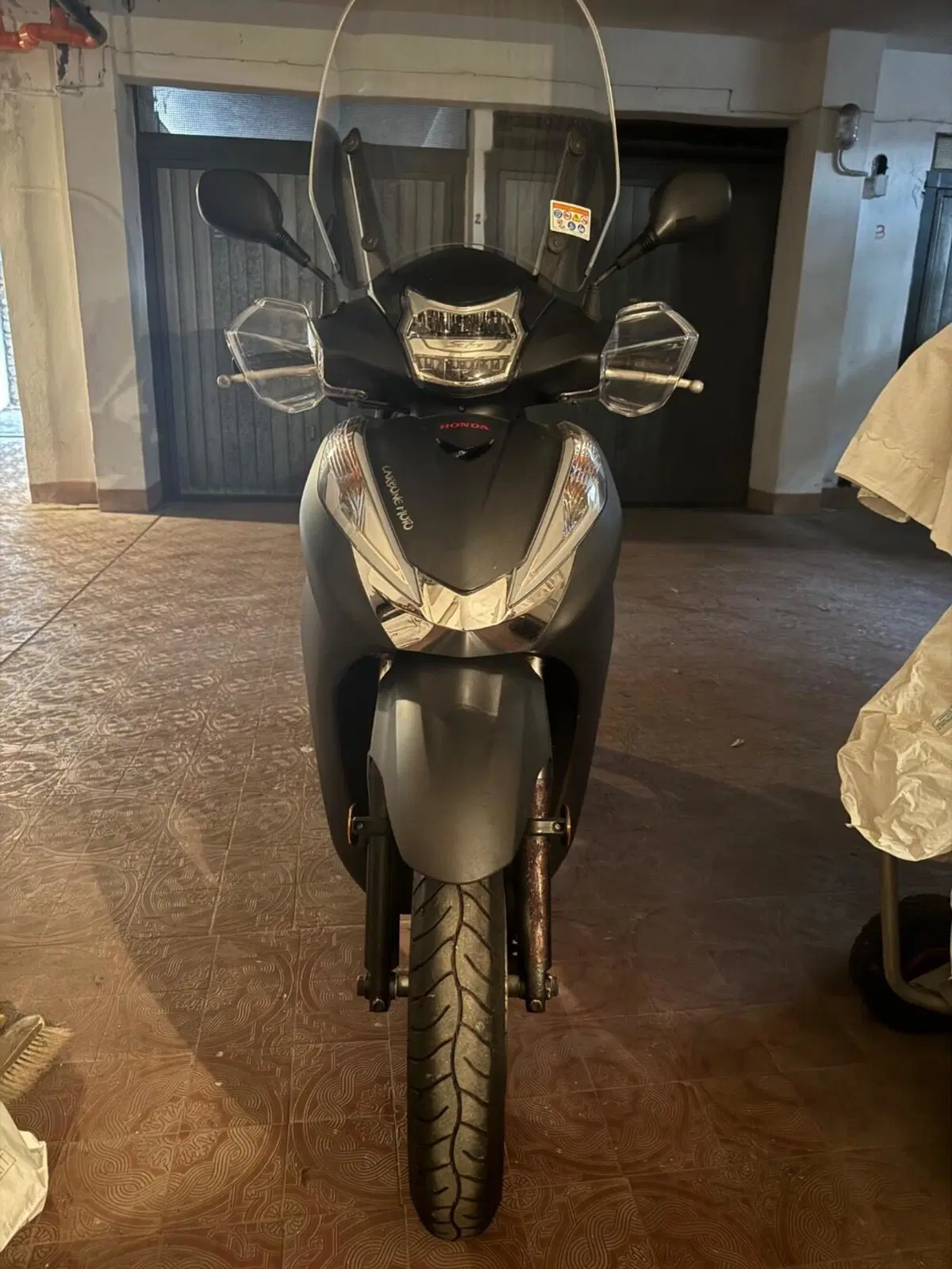 Honda SH 300 i Sport ABS (2018 - 20) (8)
