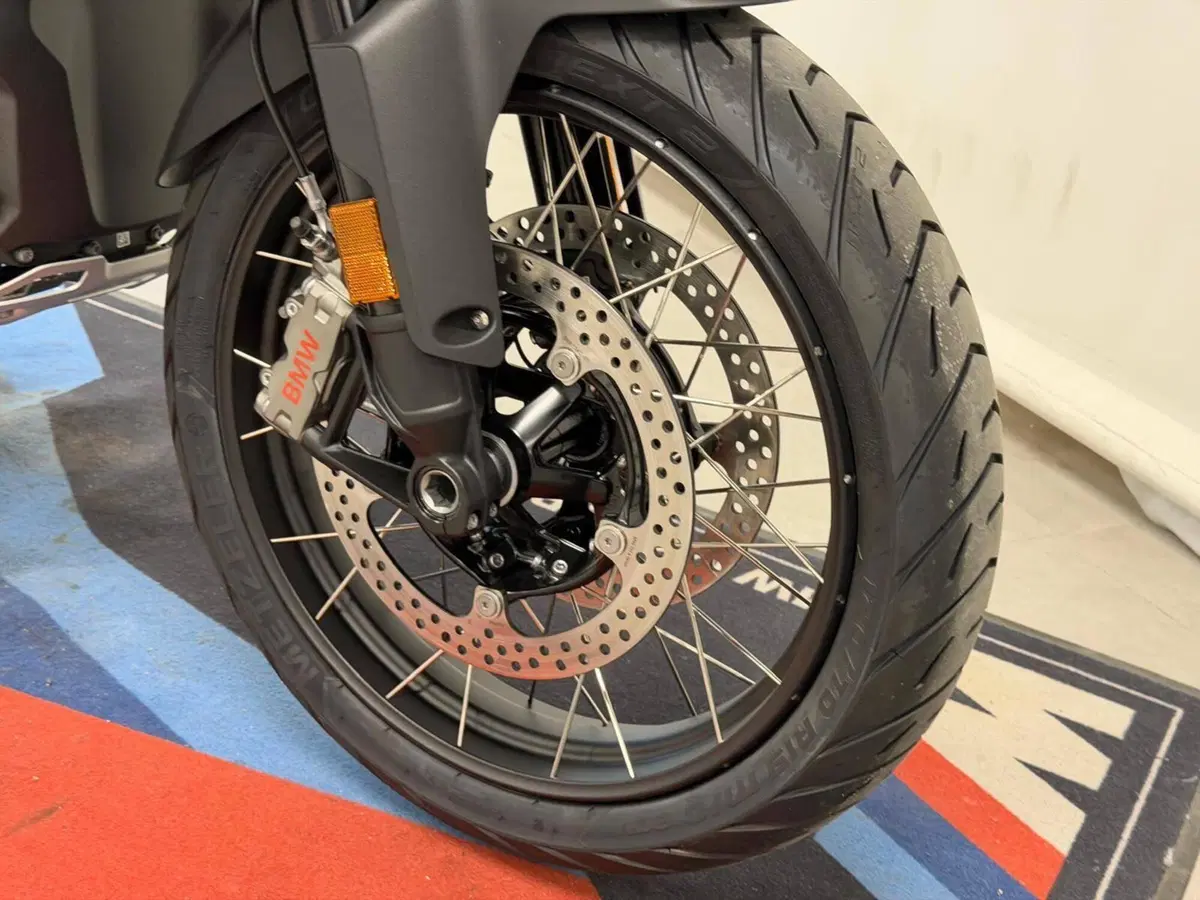 Bmw R 1300 GS Trophy (2023 - 26) (12)