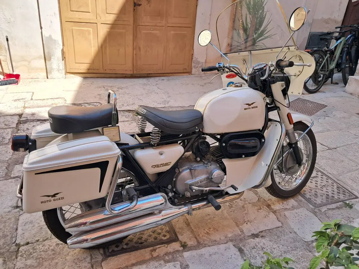 Moto Guzzi Nuovo Falcone (4)