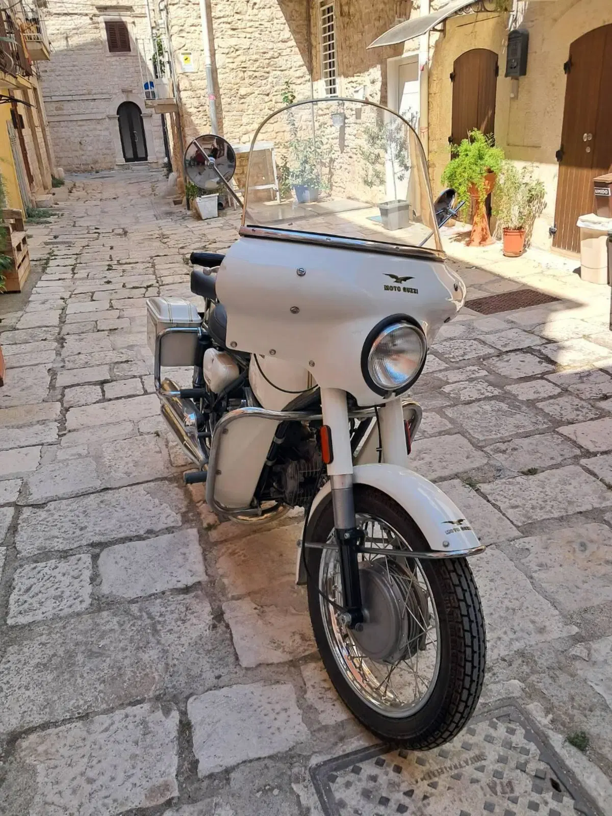 Moto Guzzi Nuovo Falcone (6)