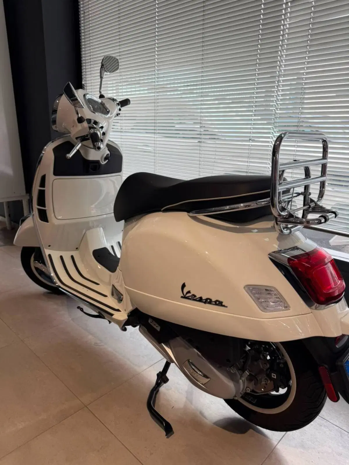 Vespa GTS 125 Super (2025 - 26) (3)