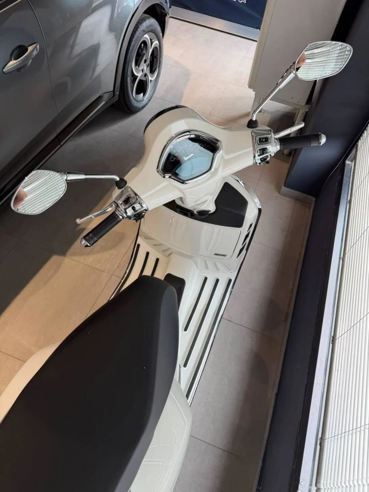 Vespa GTS 125 Super (2025 - 26) (5)