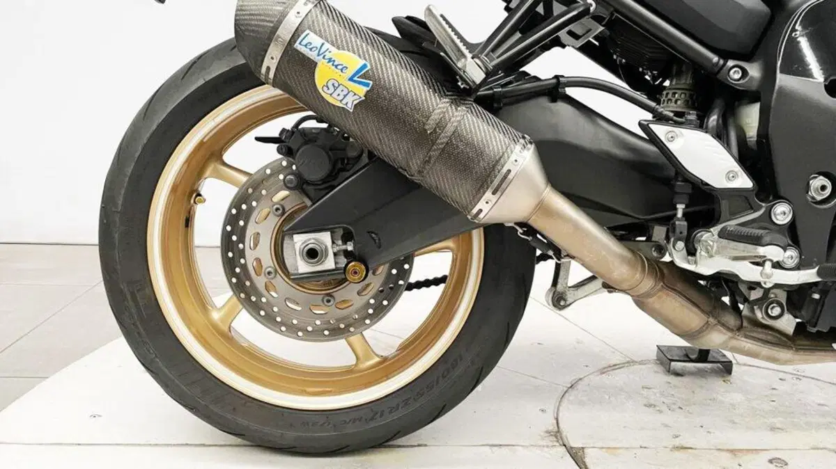 Yamaha FZ8 (2010 - 12) (6)