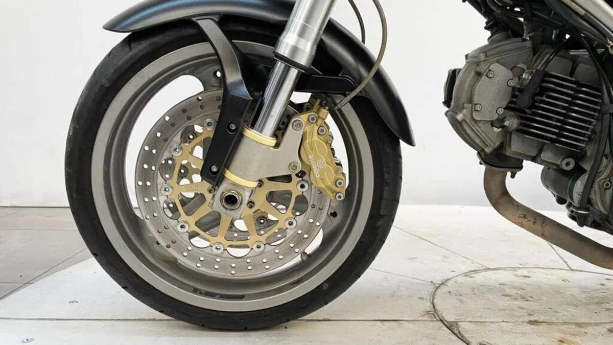 Ducati Monster 620 I.E. Dark (2002) (3)