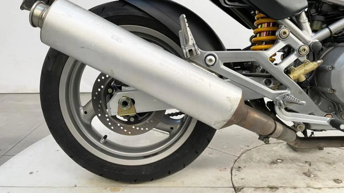 Ducati Monster 620 I.E. Dark (2002) (6)