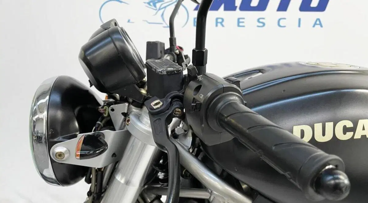 Ducati Monster 620 I.E. Dark (2002) (9)