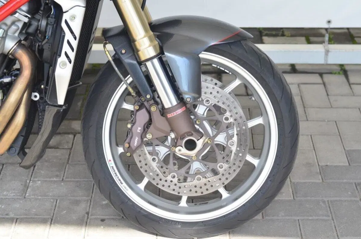 MV Agusta Brutale 750 S (2002 - 06) (4)