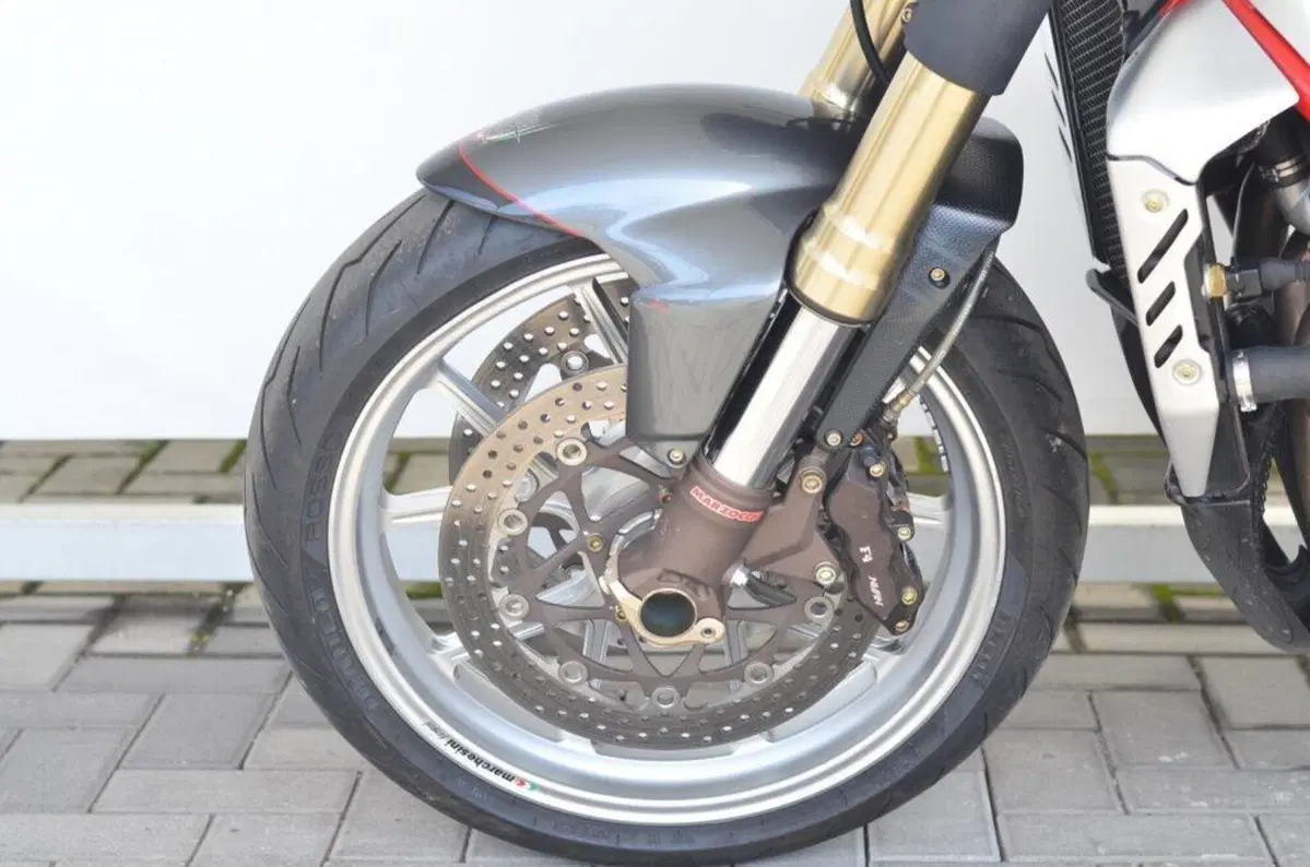 MV Agusta Brutale 750 S (2002 - 06) (14)