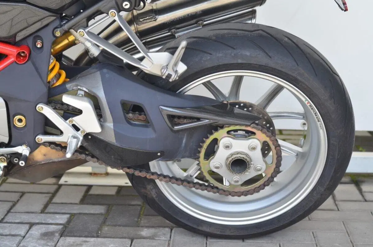 MV Agusta Brutale 750 S (2002 - 06) (18)