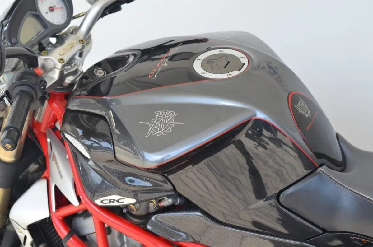 MV Agusta Brutale 750 S (2002 - 06) (20)