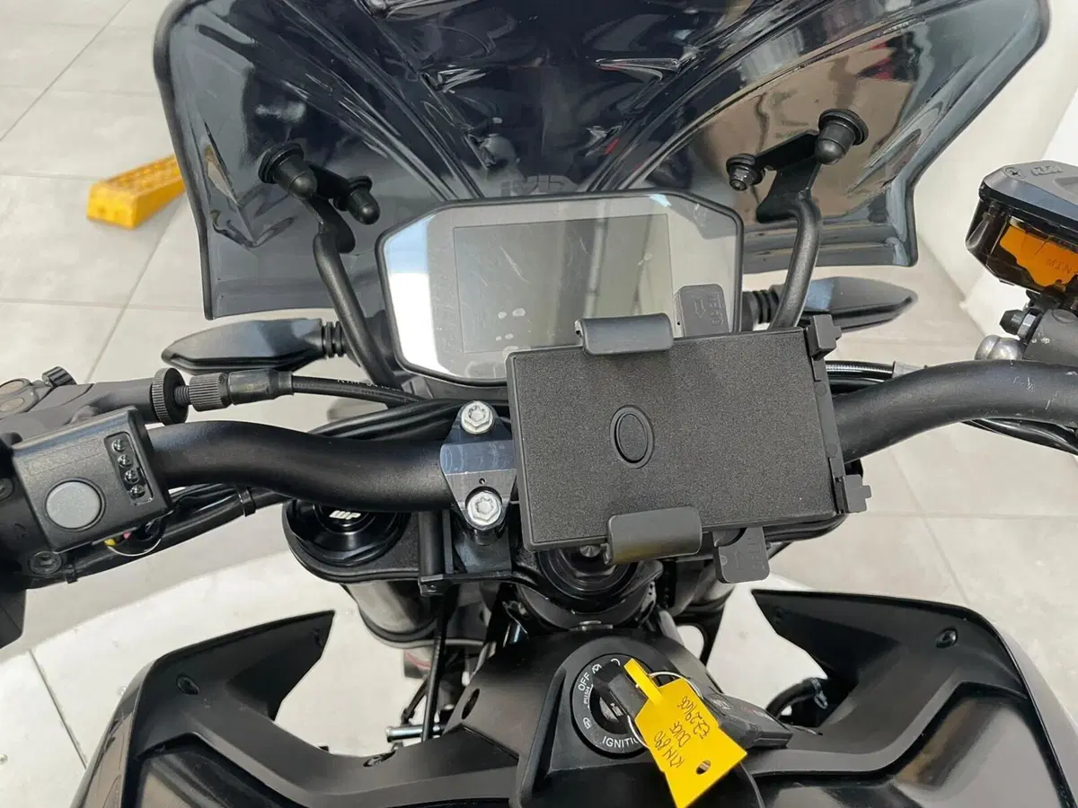 KTM 890 Duke (2021 - 23) (7)