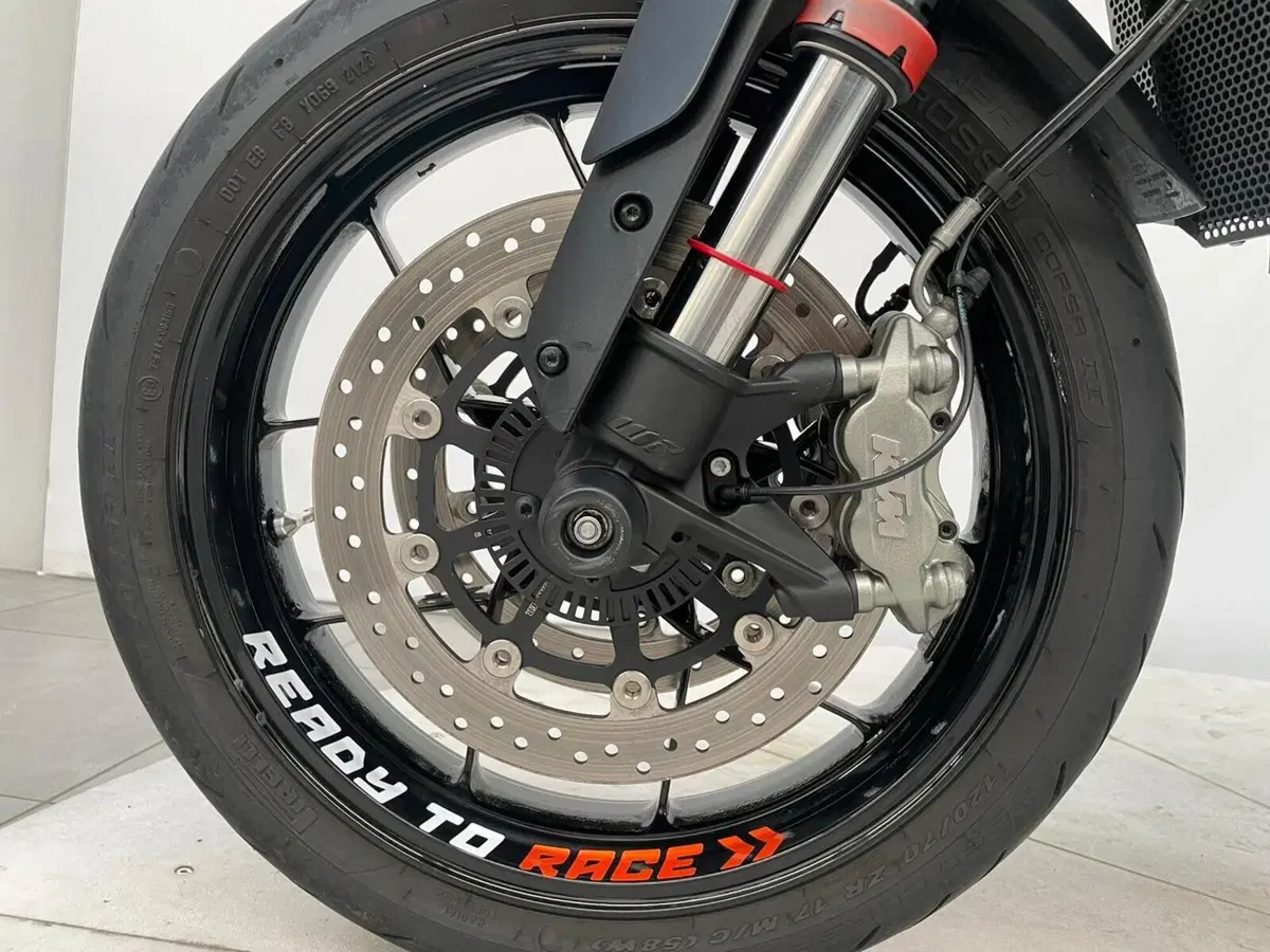 KTM 890 Duke (2021 - 23) (17)